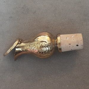 Vintage wine bottle pour spout, gilt